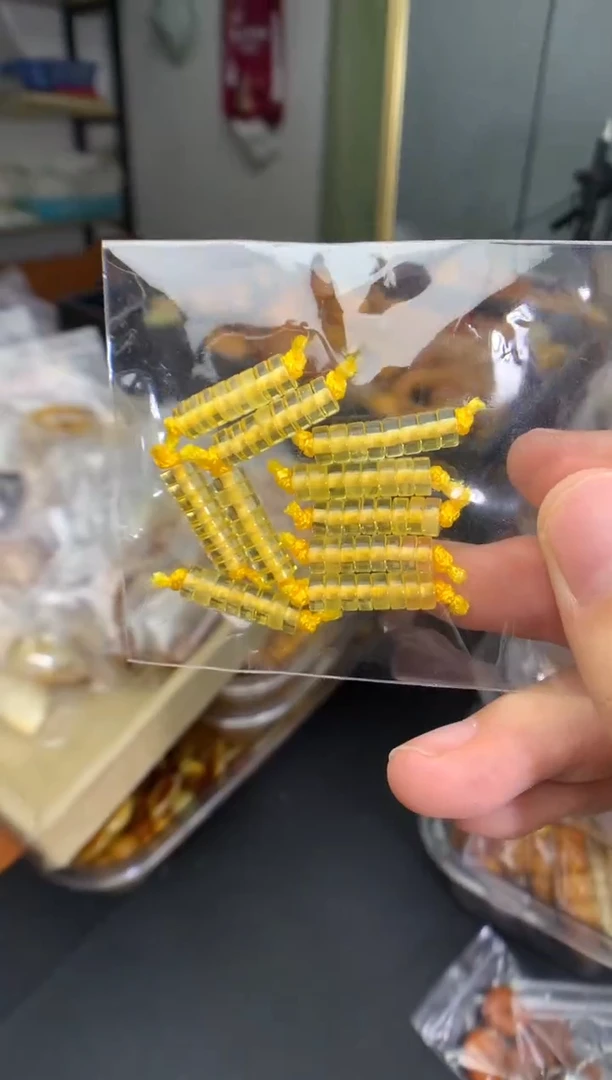 蜜蜡未镶嵌珠宝奇石多样性发一件