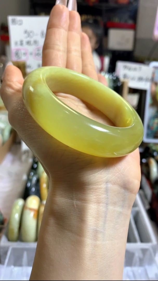 未镶嵌岫玉手镯24 53+ 包容