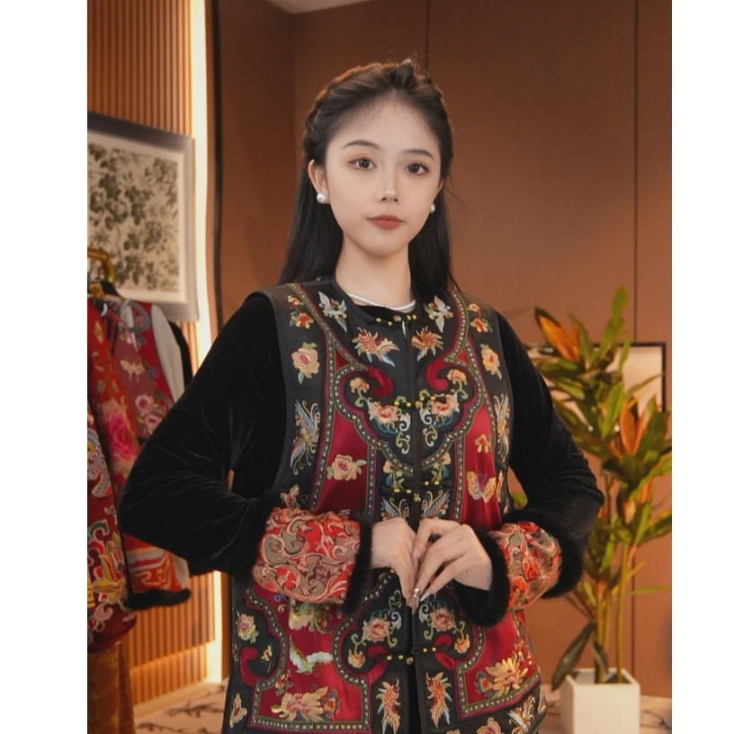 凤舞九天/新中式春季新款重工刺绣马甲2025A6680思思大女王仓