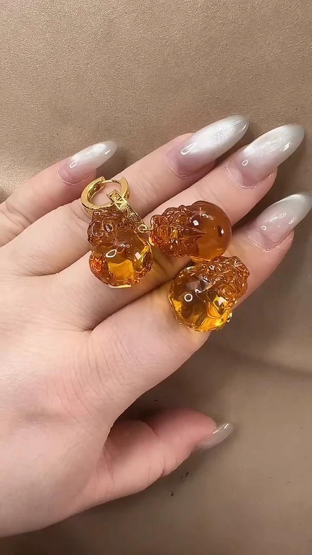 琥珀颈饰未镶嵌耳环