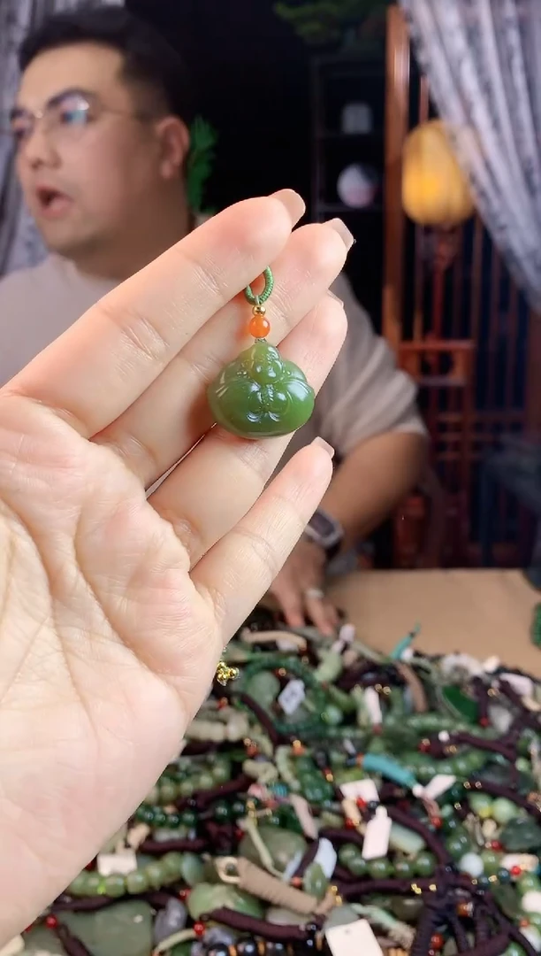 【闪购商品】和田玉挂件未镶嵌多样性发货拍一发一