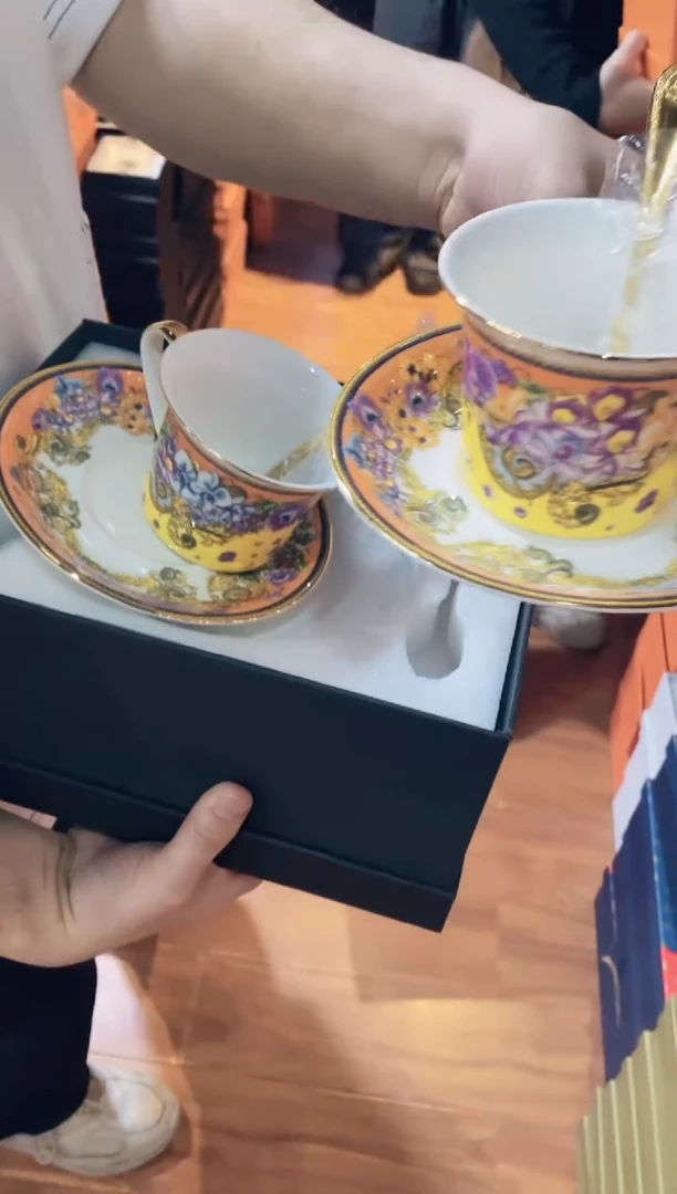 【闪购商品】杯鸿辉家品牌瓷器，京东包邮！