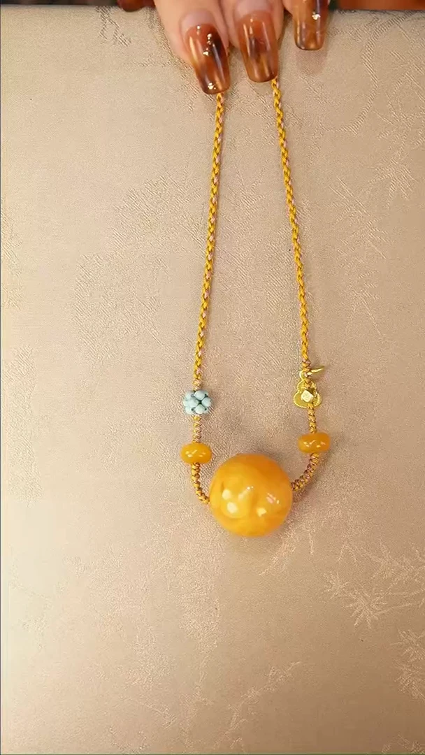 【闪购商品】琥珀颈饰未镶嵌颈饰