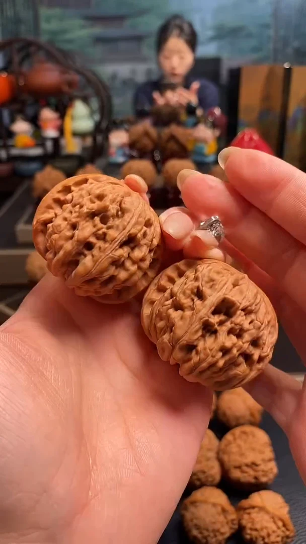 【闪购商品】文玩核桃把件K63四座楼45