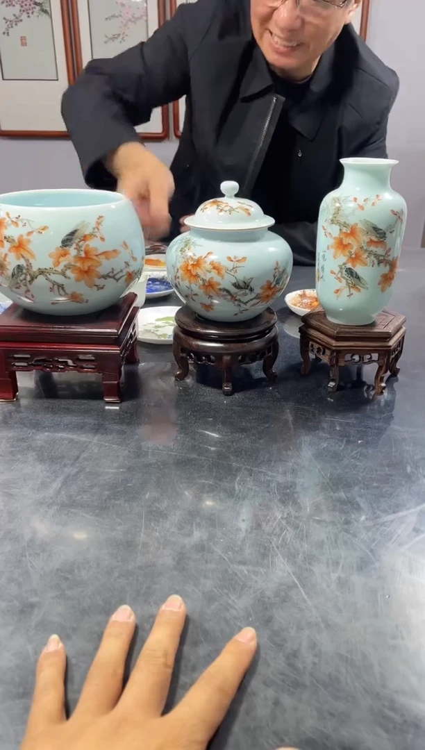 景德镇高端陶瓷摆件1瓶
