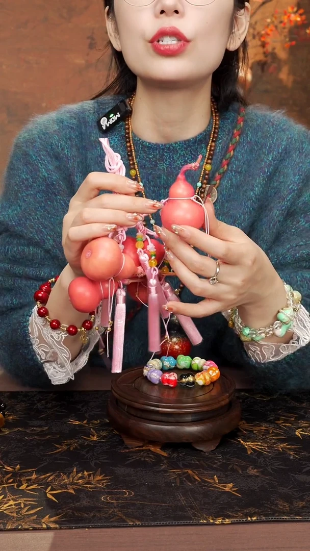 4--精品挂件小葫芦（随机发）9.9