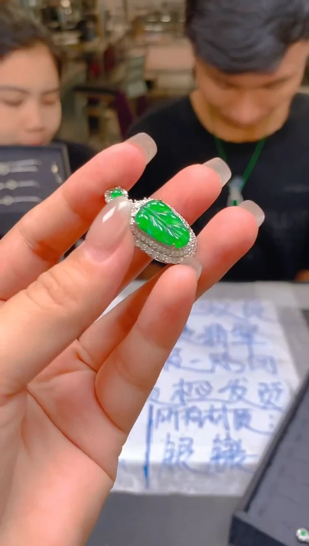 定制翡翠未镶嵌定制翡翠未镶嵌8多样性发货（发其一）