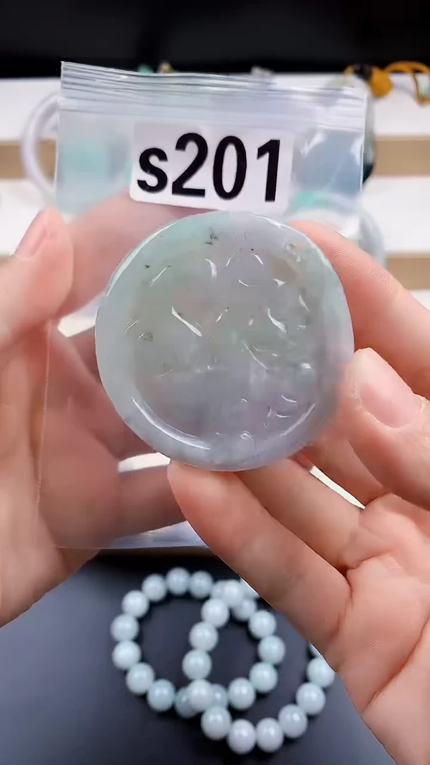 颈饰未镶嵌翡翠天然翡翠吊坠挂件