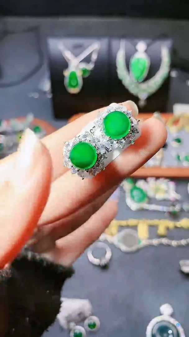 【闪购商品】翡翠耳饰银S925镶嵌耳饰