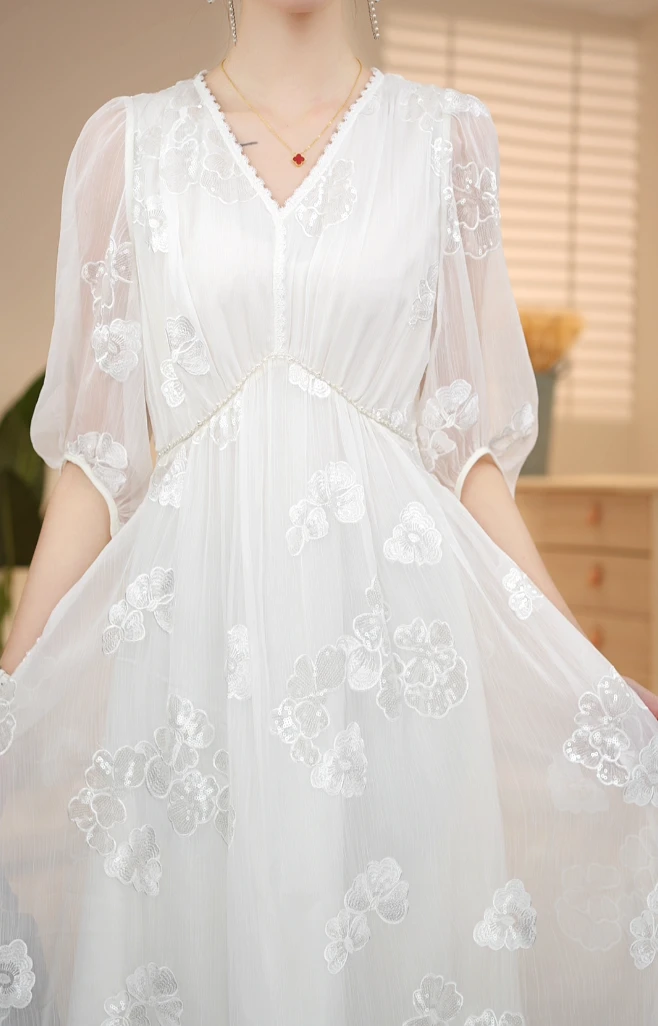 ML-2025年春季新款收腰显瘦印花高级感气质时尚中长款连衣裙