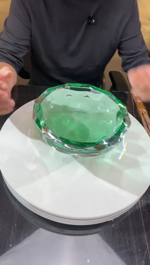 摆件CS0101002绿色刻面小果碗