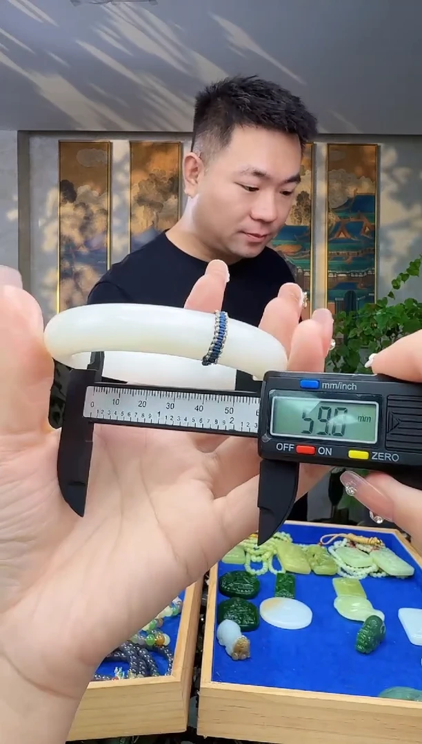 未镶嵌和田玉挂件拍一发一