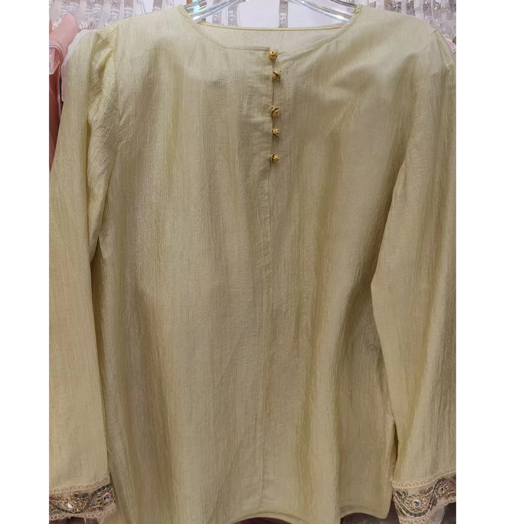 国风袖口重工上衣