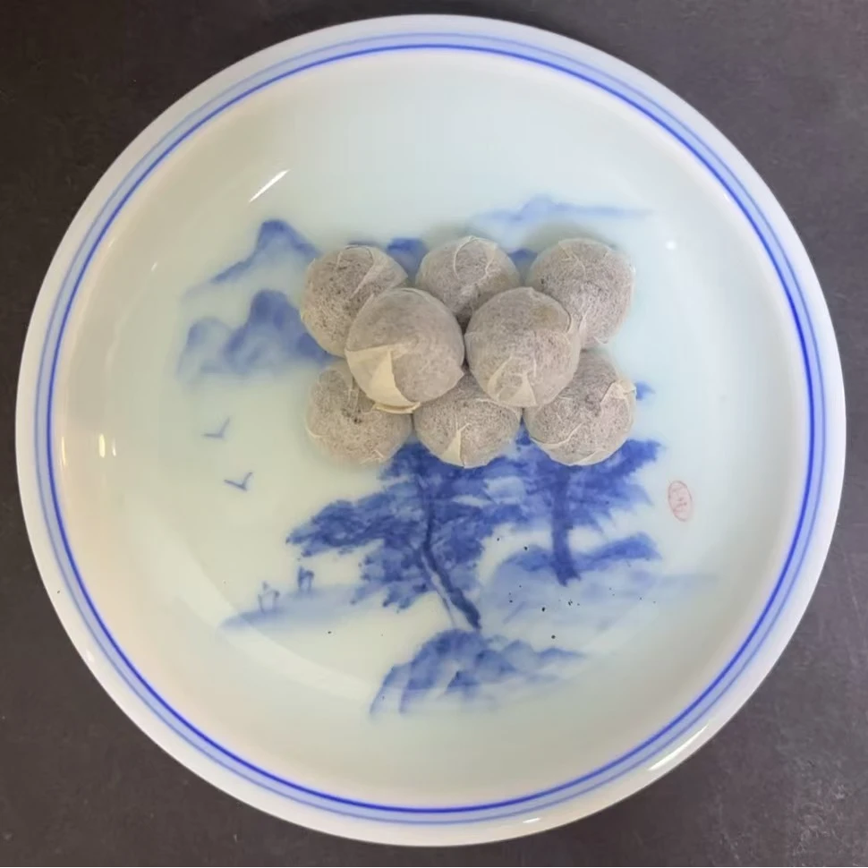 【韵】10粒-80年代乳丁熟茶小香沱（熟茶）