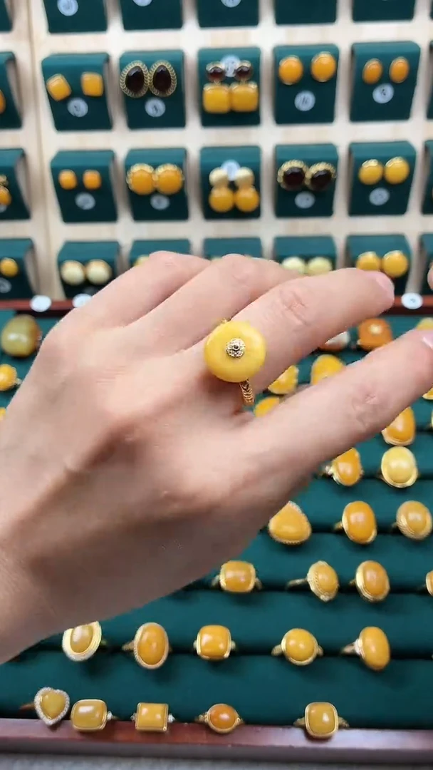 银S925镶嵌琥珀戒指蜜蜡戒指