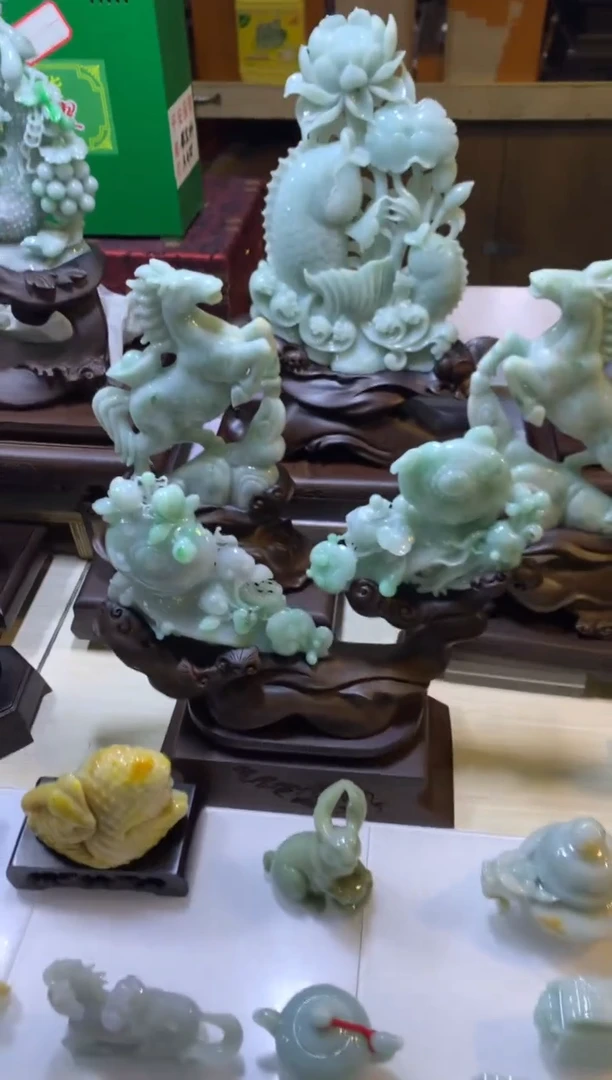 未镶嵌挂件翡翠落***情翡翠摆件