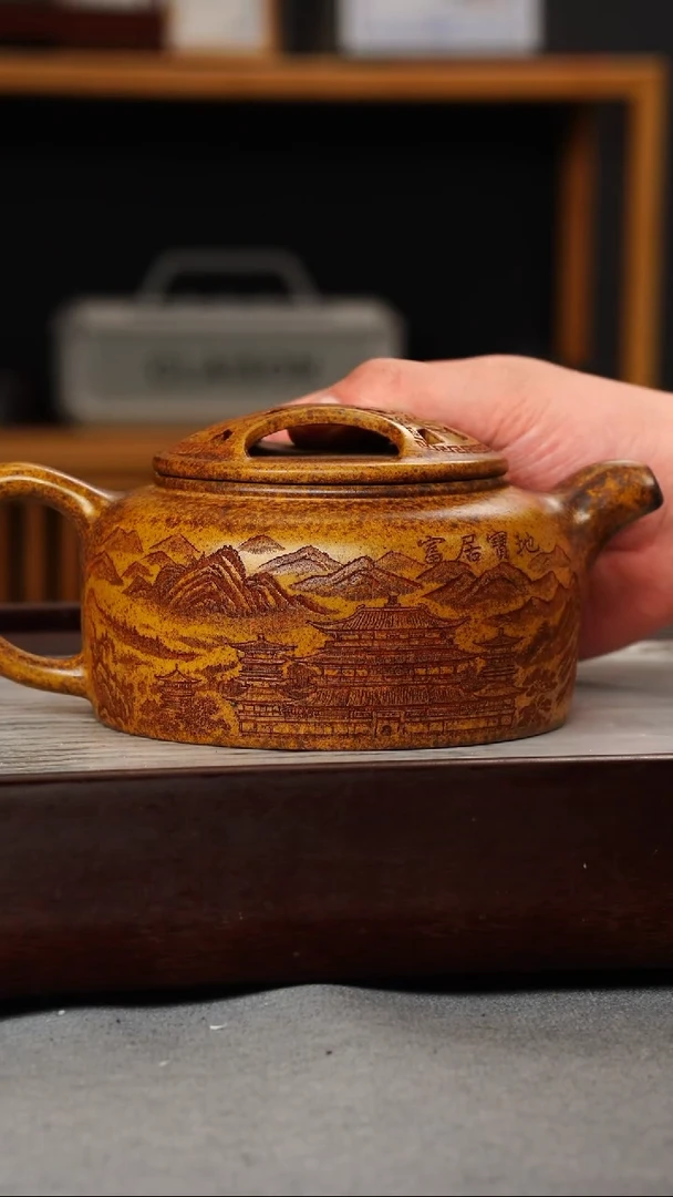 【闪购商品】紫砂茶壶龙骨金砂 牛盖莲子 刻绘