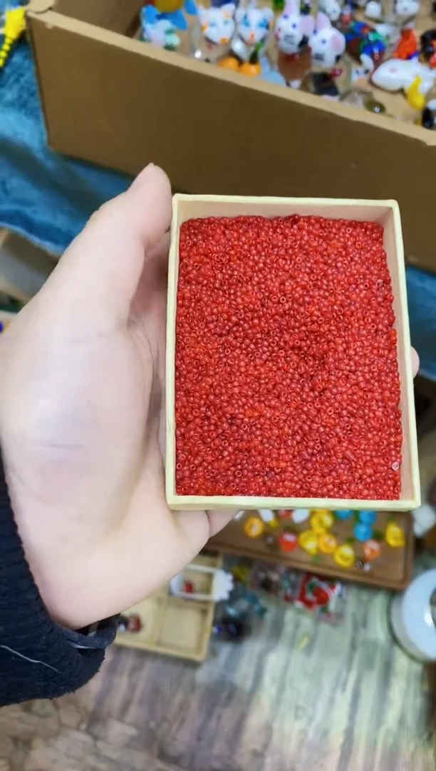 【闪购商品】琉璃手工艺品一盒珠子