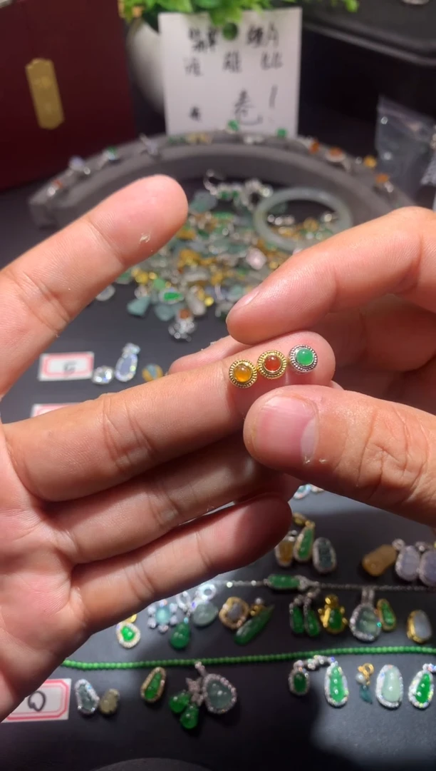 吊坠(不含链)未镶嵌翡翠我****彩1