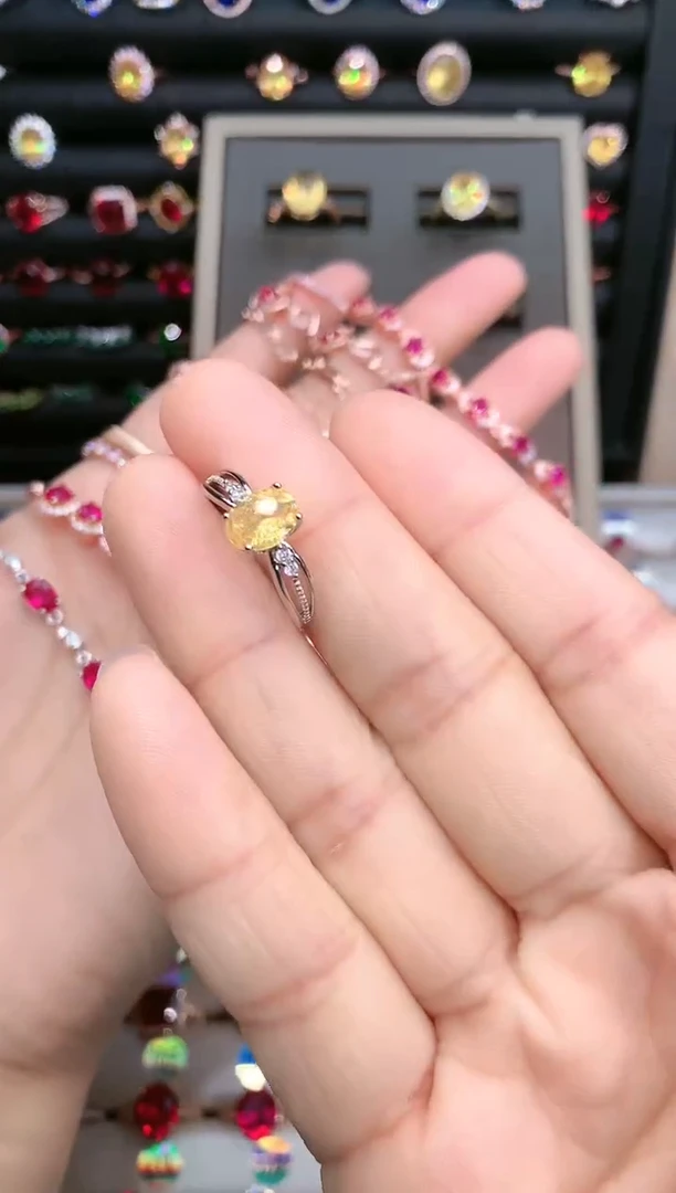 【闪购商品】水晶戒指银S925镶嵌银色6.8