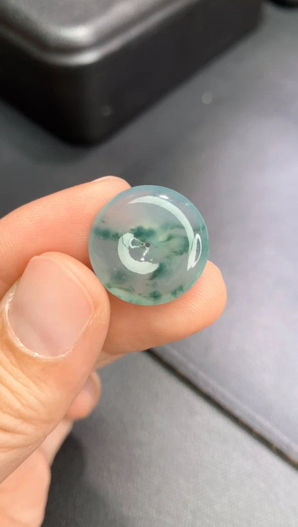 颈饰未镶嵌翡翠扣子