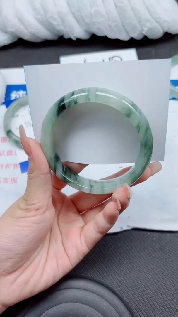 石英质玉手镯未镶嵌A97-62.63