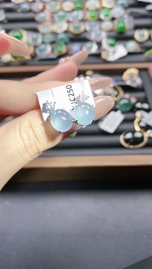 【闪购商品】翡翠戒指银S925镶嵌51511