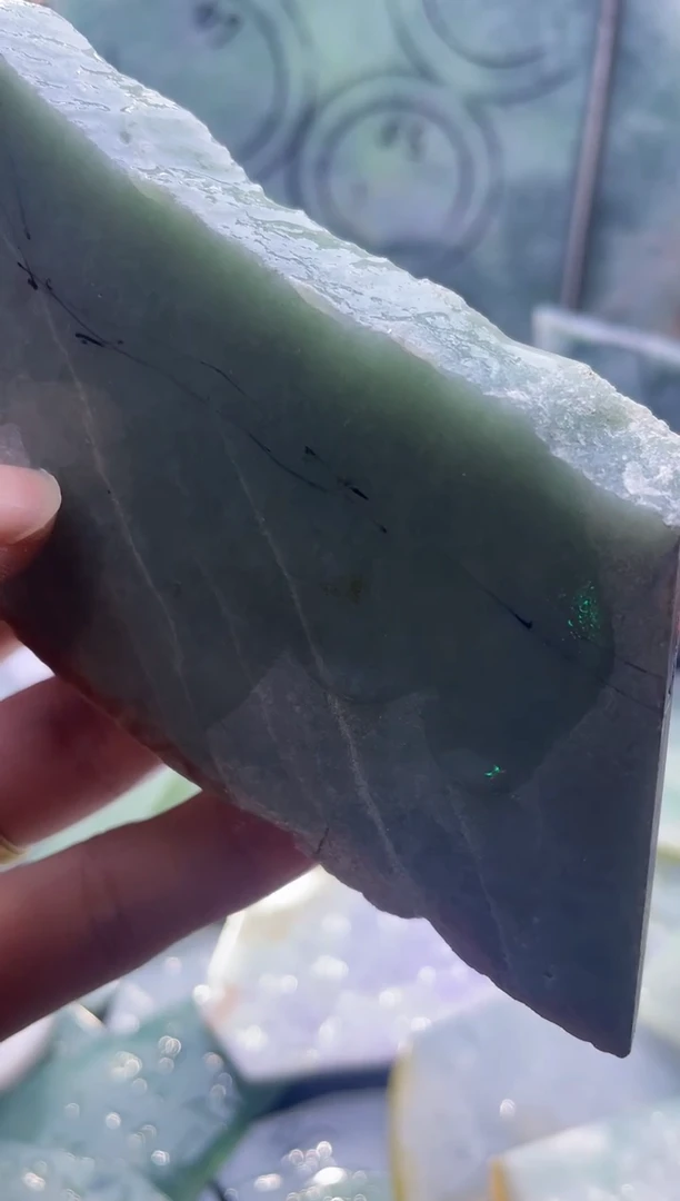 翡翠未镶嵌颈饰翡翠076