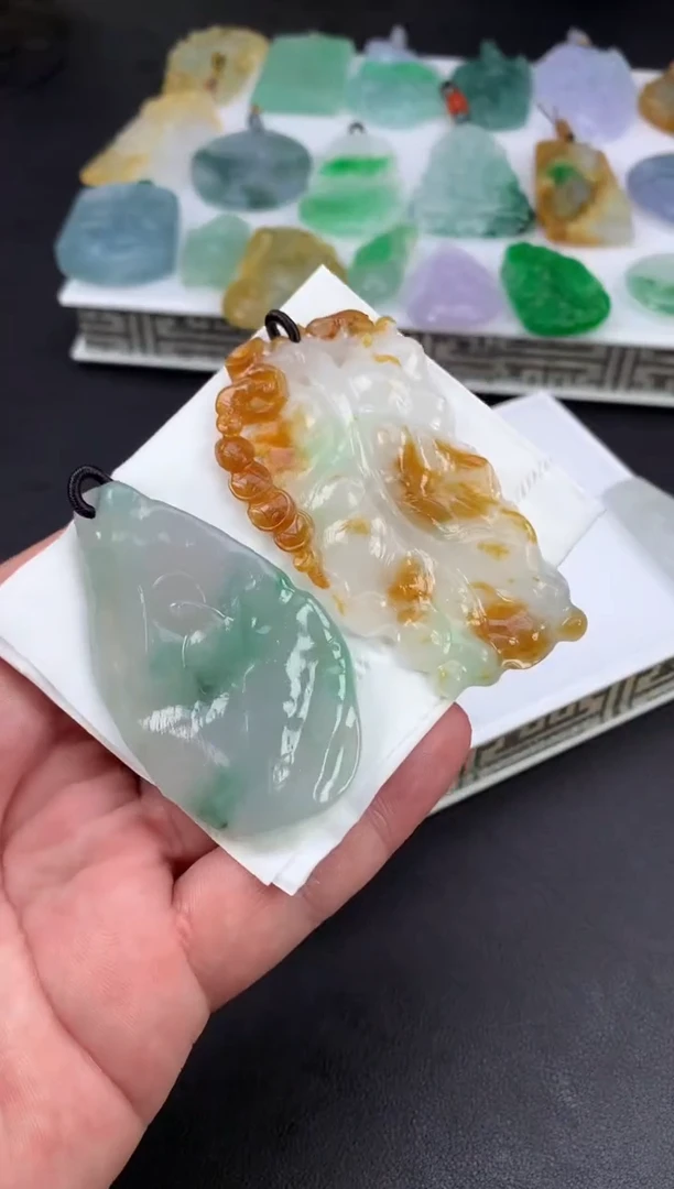未镶嵌定制翡翠诗**忆翡翠