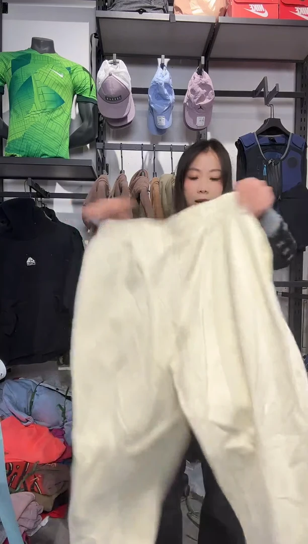 1485编码 瑕疵款直播间过款为准 尺码