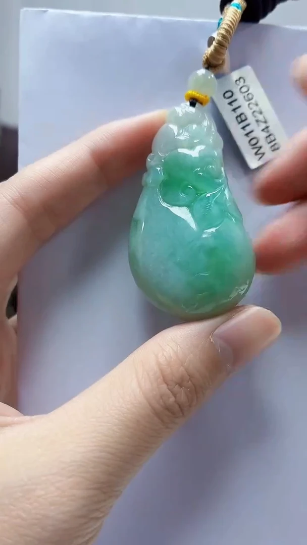 未镶嵌定制翡翠5145zm-毛货挂件39瓜
