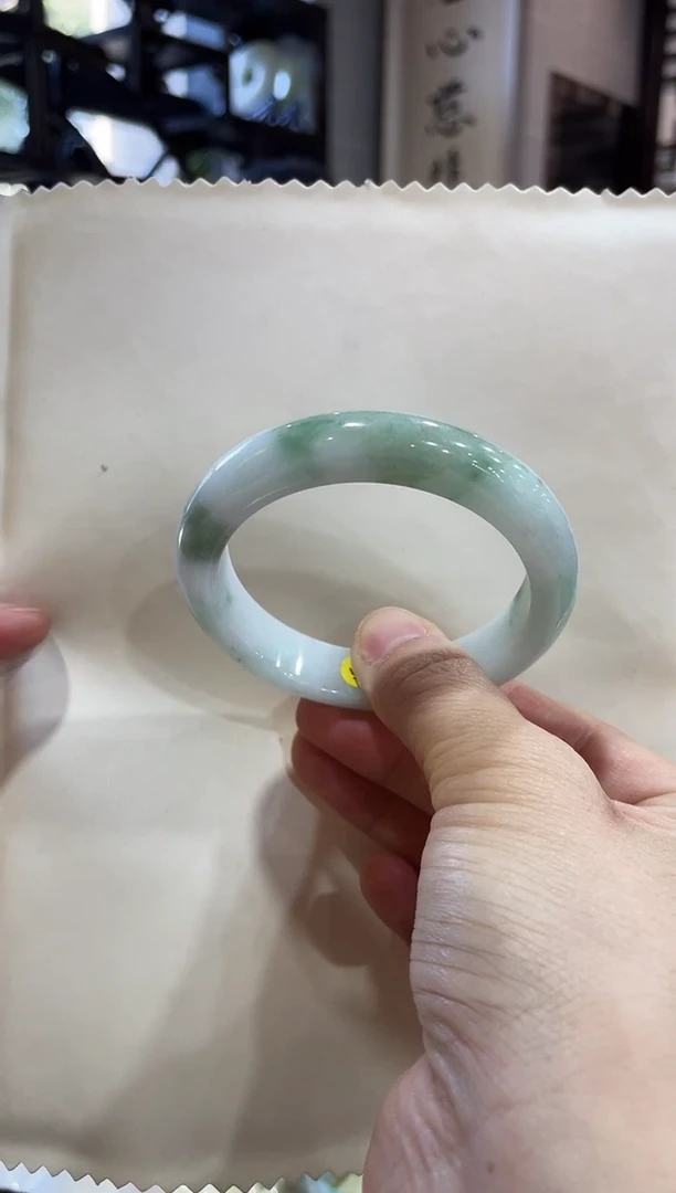 未镶嵌手镯翡翠54，下50