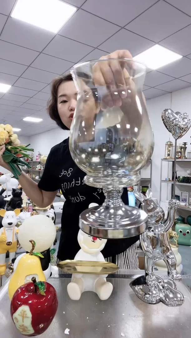 悦美广口玻璃花瓶