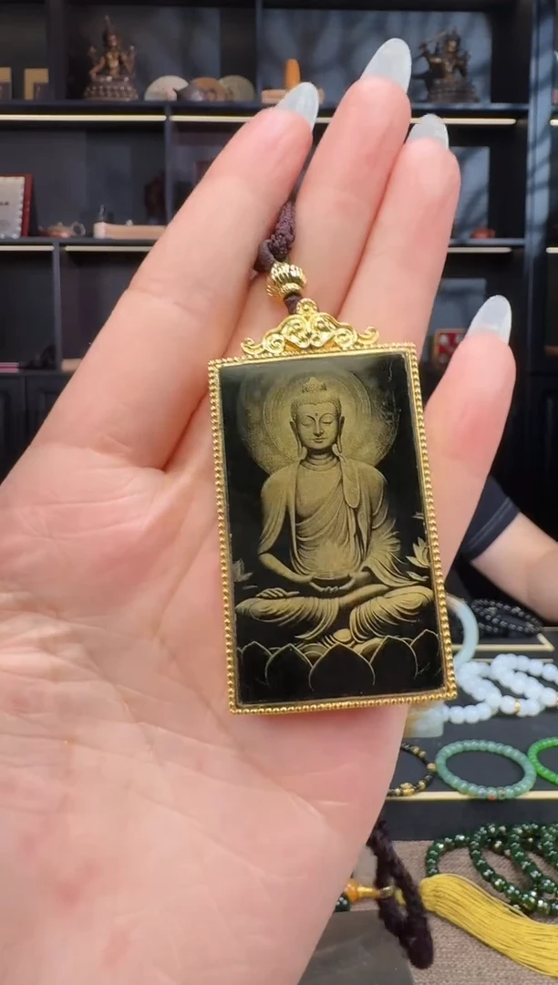 和田玉合金颈饰佛挂件