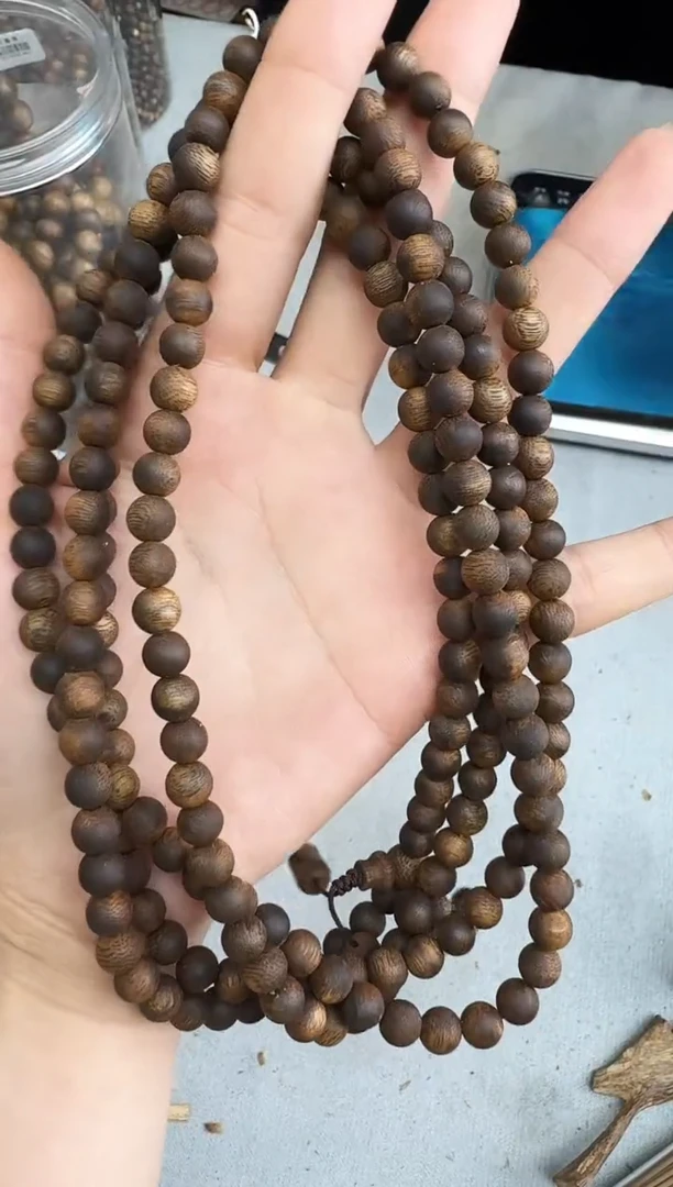 沉香手串0722红骨凹身圆珠多圈多样性发一