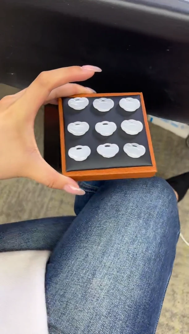 颈饰未镶嵌翡翠C19多样性发一件/配绳子