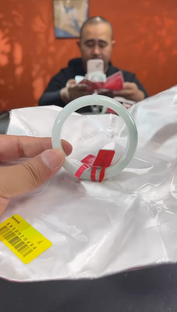 未镶嵌手镯翡翠团**子10