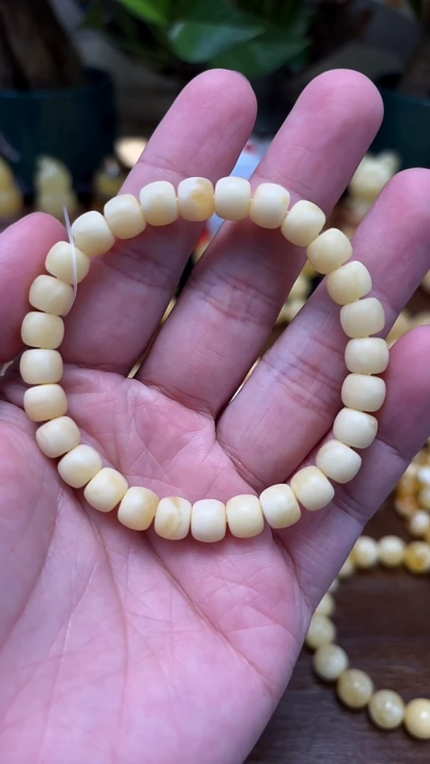 手串蜜蜡未镶嵌p62臻品香蜜单圈 7.62克 7+mm