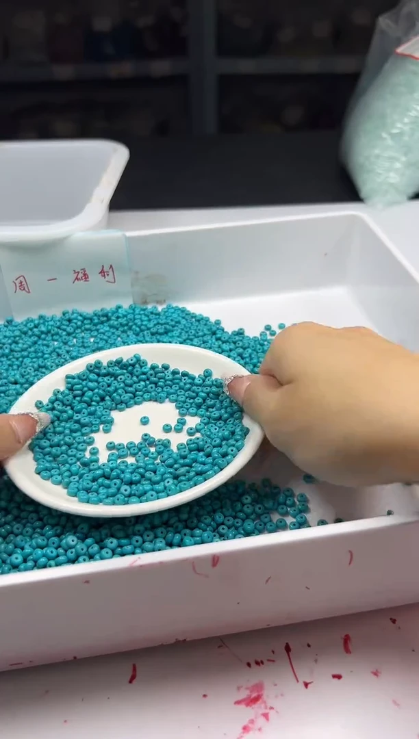 未镶嵌颈饰玛瑙/玉髓W2323高瓷绿*松算盘4*2mm*50颗