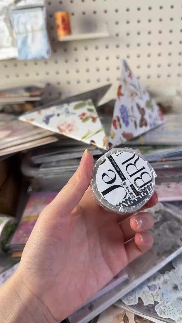 2-19 浪漫外文胶带 1卷