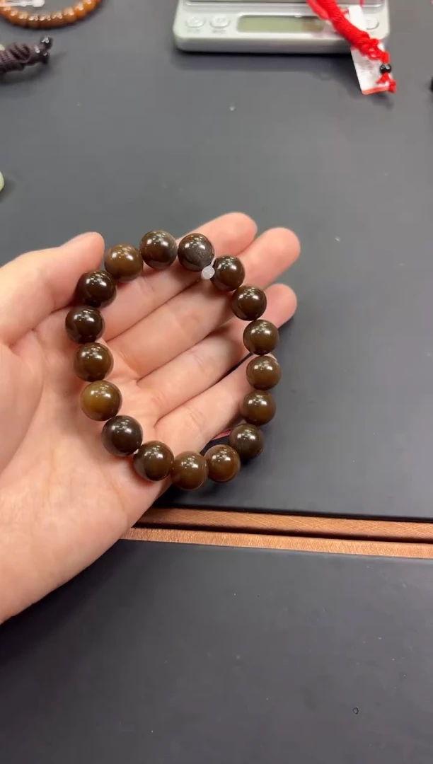 【闪购商品】和田玉手串未镶嵌若羌微色差卡12