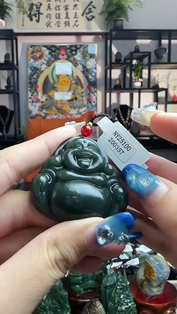 颈饰未镶嵌和田玉佛公多样性发其一