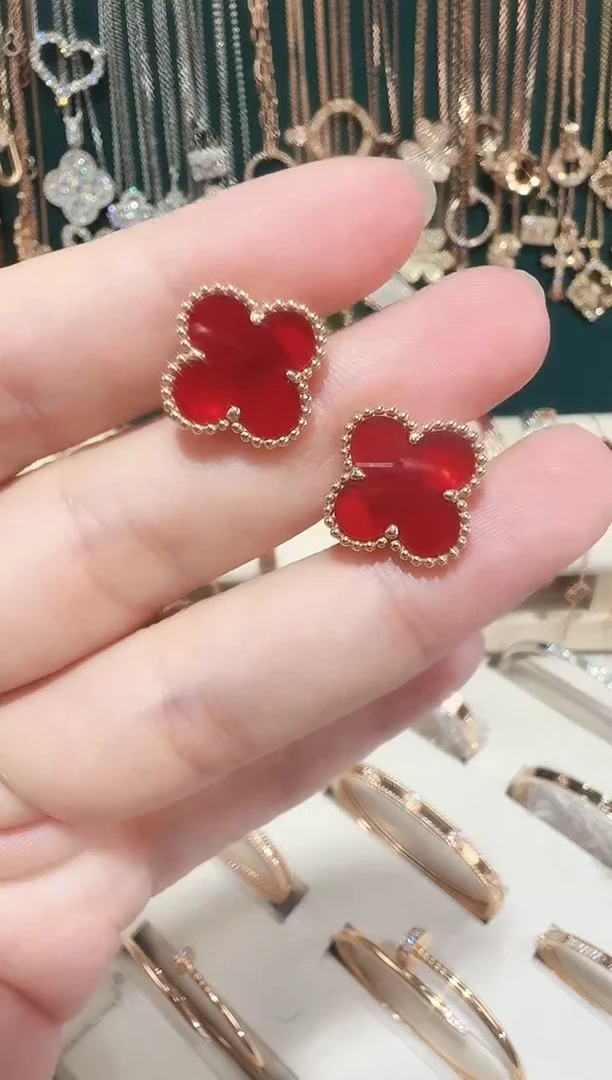 18K金镶嵌耳拍玛瑙/玉髓耳拍