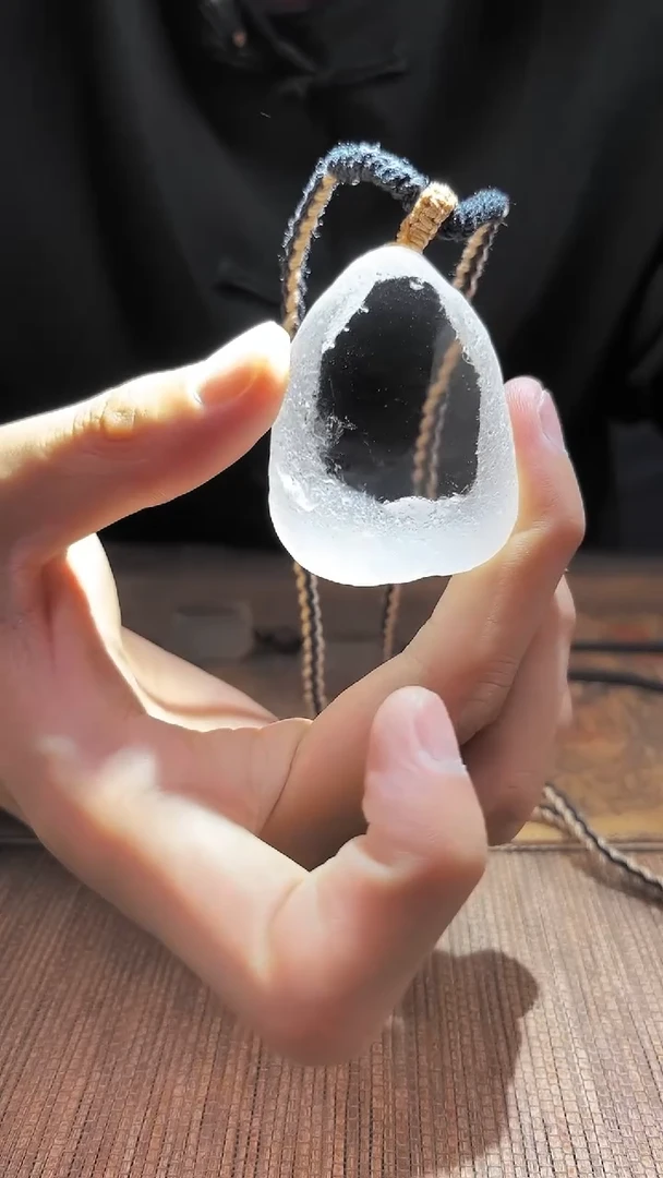 未镶嵌吊坠(赠链)水晶水晶