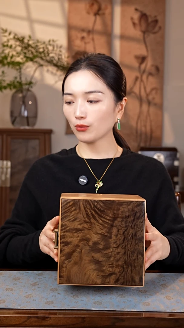 乌木类家具金丝楠  面板满纹精工首饰盒