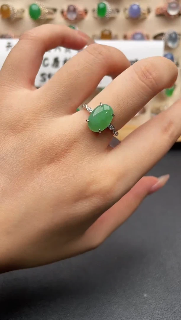 银S925镶嵌戒指翡翠一物一证一礼盒