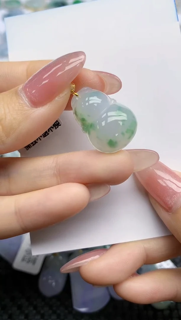 【闪购商品】翡翠挂件18K金镶嵌天然翡翠A货