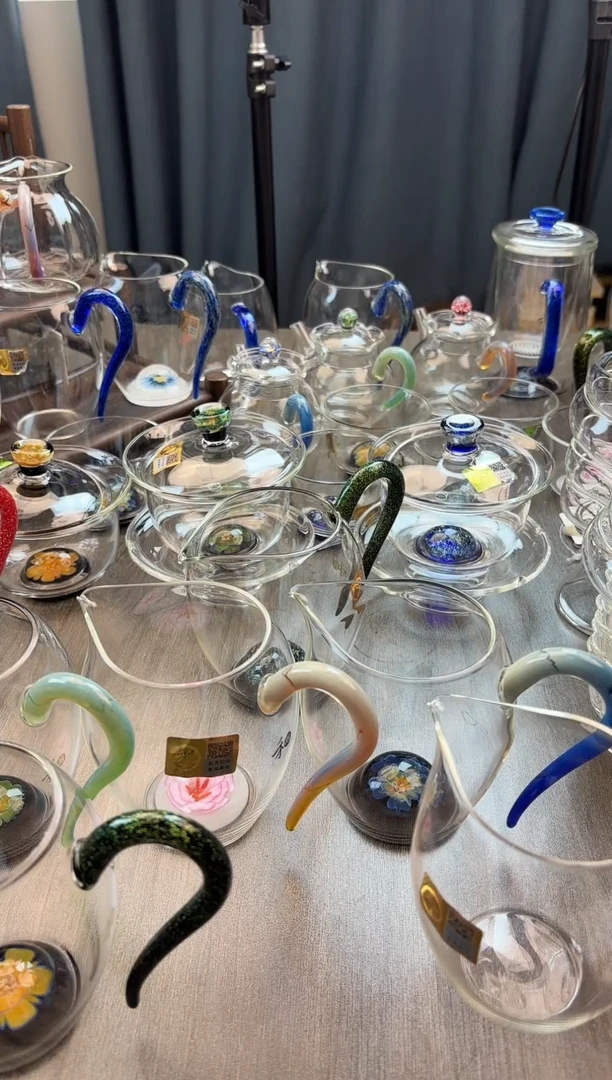 手工艺品玻璃幽*禾器怡然浅紫色