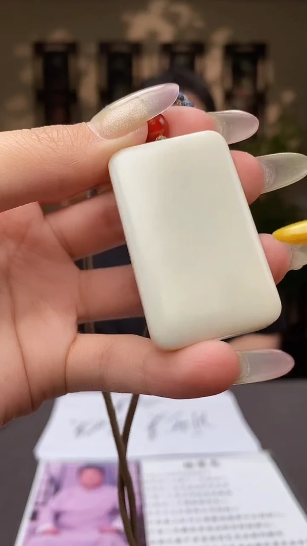 和田玉未镶嵌颈饰c056