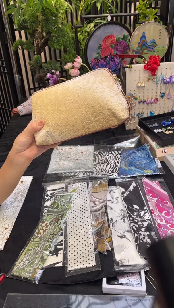 织绣C***苏非遗苏绣手工饰品